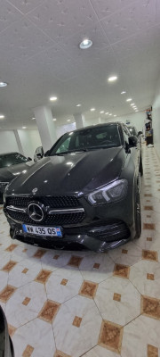 tout-terrain-suv-mercedes-gle-2022-amg-350-de-hydra-alger-algerie