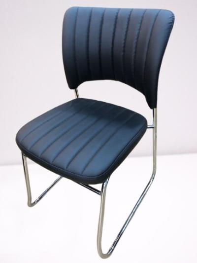 Chaise visiteur en similicuir noir Élégante 