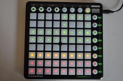 آلات-كهربائية-mini-pad-novation-launchpad-الجزائر-وسط