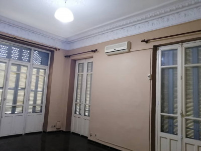 appartement-location-f5-alger-centre-algerie