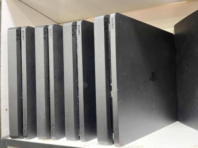 PS4 SLIM 500 GB/ 1TB VERSION FLACHEE ET VERSION EN LIGNE