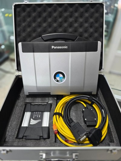 Scanner automobile pour BMW Original icom next et Pc Panasonic Toughbook CF-53