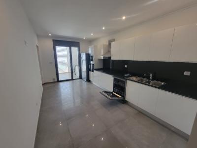 Rent Apartment F4 Alger Hydra