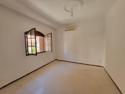 كراء فيلا الجزائر شراقة