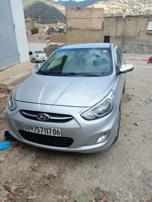 berline-hyundai-accent-rb-4-portes-2017-amizour-bejaia-algerie