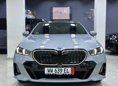 BMW 520D 197cv X-DRIVE 2024 CARBON / SWAROVSKI FULL-OPTION