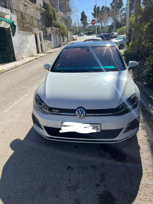 moyenne-berline-volkswagen-golf-7-2018-gtd-constantine-algerie