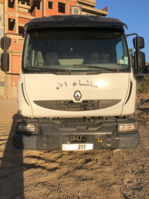 شاحنة-midlum-220-dxi-renault-2011-بوقرة-البليدة-الجزائر