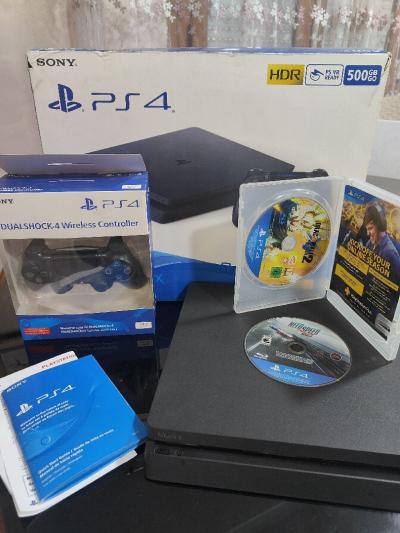 PS4 PRO 1TB usado + 2 controles originais + 4 jogos físicos + 1 jogo  digital (FIFA 23) - Videogames - Jardim Corcetti I, Varginha 1253876933