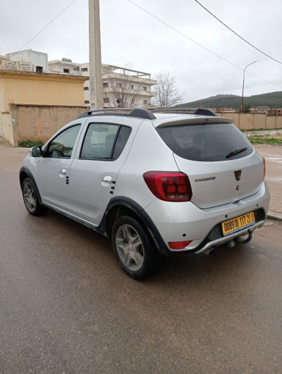 utilitaire-dacia-sandero-2017-stepway-skikda-algerie