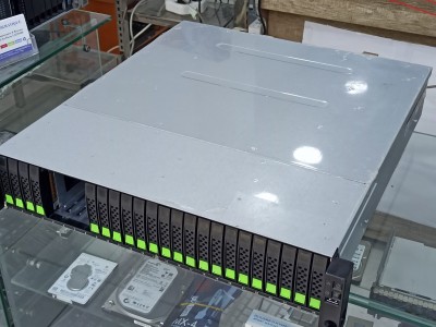 BAIE DE STOCKAGE QSAN XS3226