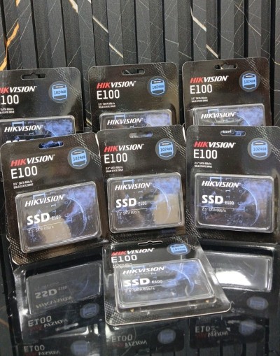 Disque Dur SSD HIKVISION E100 2.5 1tb SATA 6GBs