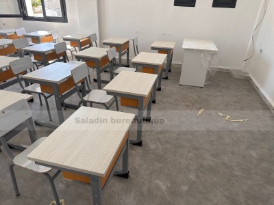 Table et chaises scolaires 