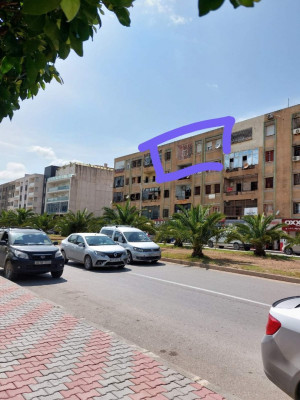 بيع شقة 4 غرف الجزائر المحمدية