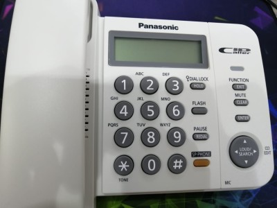 POSTE TELEPHONIQUE AVEC AFFICHEUR PANASONIC 