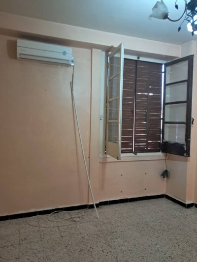 Location Appartement F2 Alger Kouba