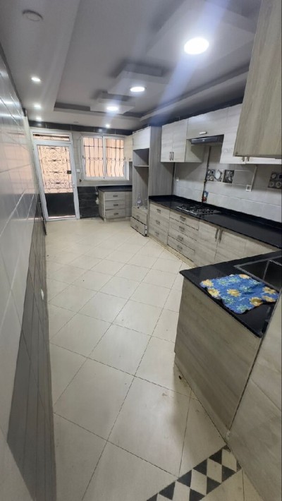 كراء شقة دوبلكس 6 غرف الجزائر القبة