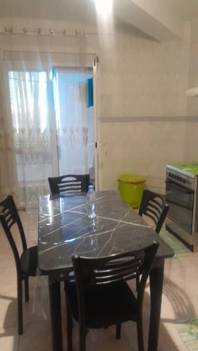 كراء شقة 4 غرف الجزائر القبة