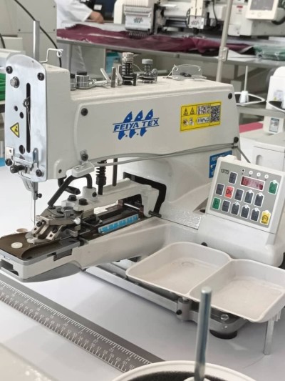 machine a coudre droite ,surjeteuse silencieuse et broderie 