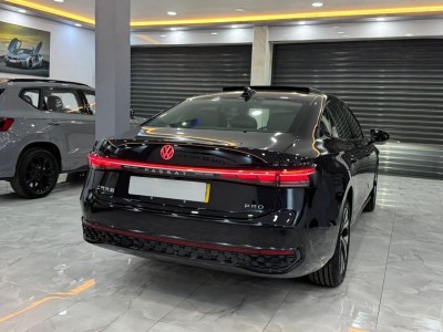 Volkswagen Passat 2025 R Line