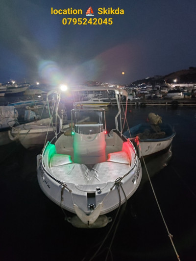 location-de-vehicules-bateau-et-voiture-skikda-algerie