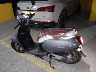 motos-et-scooters-benelli-2024-beneli-cheraga-alger-algerie