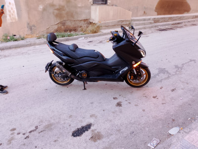 motos-scooters-tmax-2016-batna-algerie