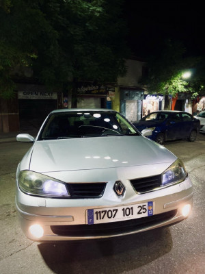 voitures-renault-laguna-2-2001-expression-constantine-algerie