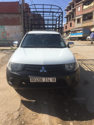 pickup-mitsubishi-l200-2014-taher-jijel-algerie