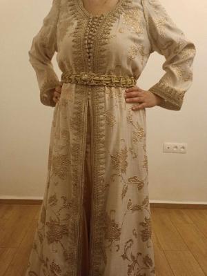 tenues-traditionnelles-caftan-ain-naadja-alger-algerie