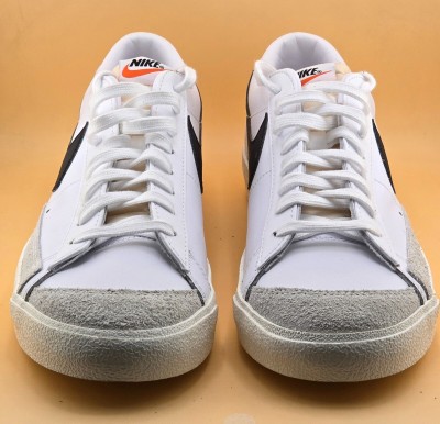 Nike Blazer Low '77 Vintage - DA6364-101- Original اصلية - Pointure 47.5 / 31 Centimètre