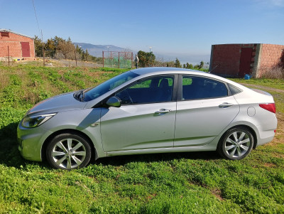 berline-hyundai-accent-rb-4-portes-2017-constantine-algerie