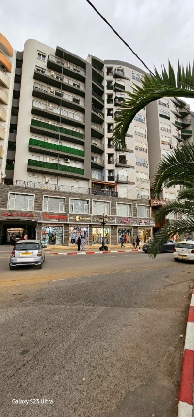 بيع شقة 4 غرف الجزائر بئر توتة