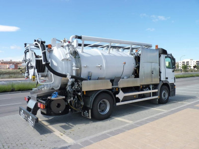 تنظيف-و-بستنة-camion-vidange-debouchage-canalisation-بئر-مراد-رايس-الجزائر