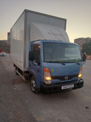 camion-nissan-cabstar-2013-sour-el-ghouzlane-bouira-algerie