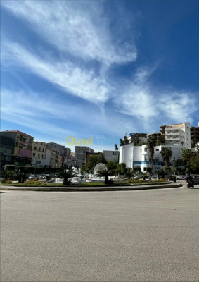 Rent Commercial Alger Hydra