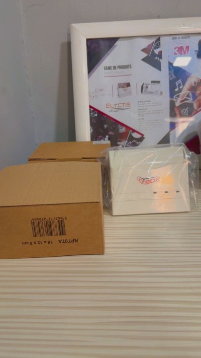  Lecteur biométrique ID Box 111 MRZ