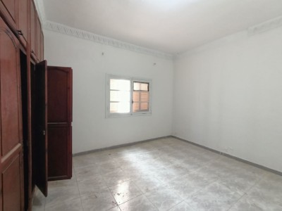 كراء فيلا وهران عين الترك