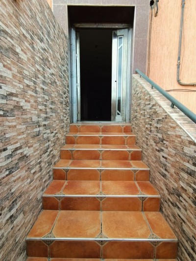 بيع شقة 4 غرف وهران مسرغين