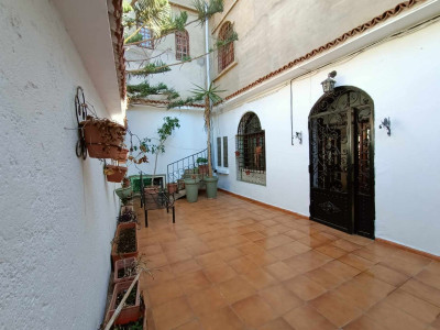 Rent Villa Oran Oran