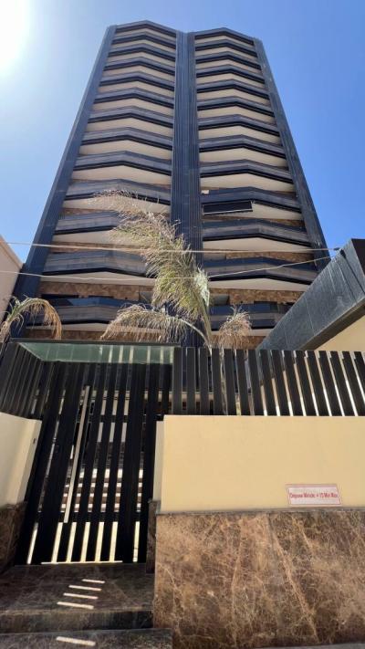 بيع شقة 4 غرف وهران بئر الجير