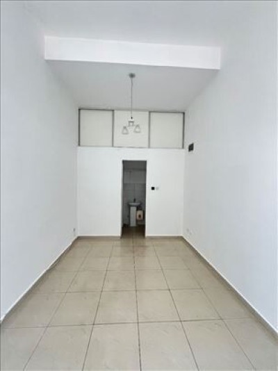 كراء محل وهران بئر الجير