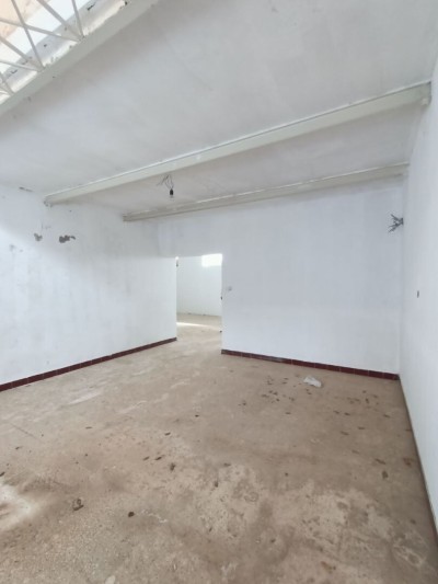 كراء محل وهران وهران