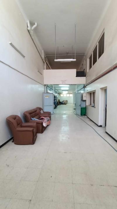 Sell Hangar Oran Oran