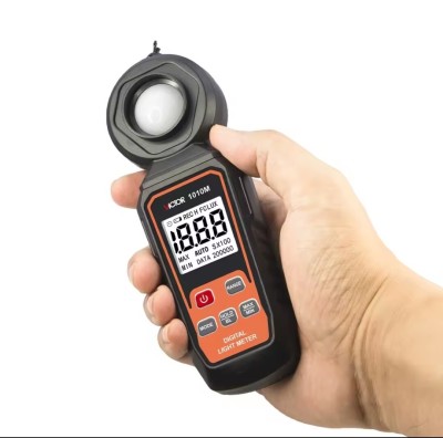 Luxmètre numérique VICTOR 1010M