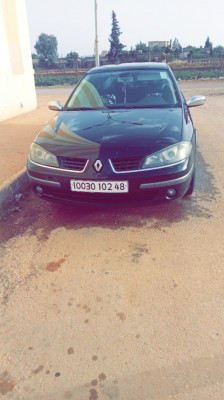 berline-renault-laguna-2-2002-chlef-algerie