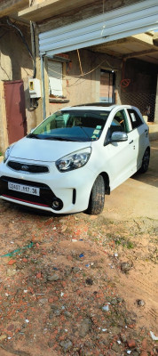 mini-citadine-kia-picanto-2017-sportline-el-kala-tarf-algerie