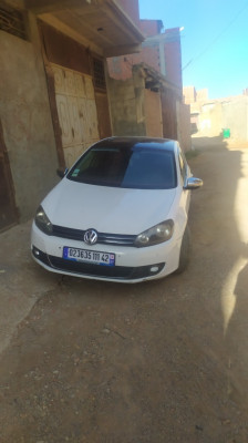 average-sedan-volkswagen-golf-6-2011-tdi-fouka-tipaza-algeria