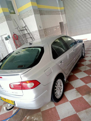 voitures-renault-laguna-2-2002-setif-algerie