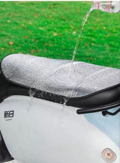 Tapis Anti-UV en Mousse EPE pour Scooter Électrique:L'accessoire indispensable pour l'été !